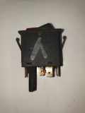 Schalter für Warnblinker VW Polo II (86C) SAEQC78