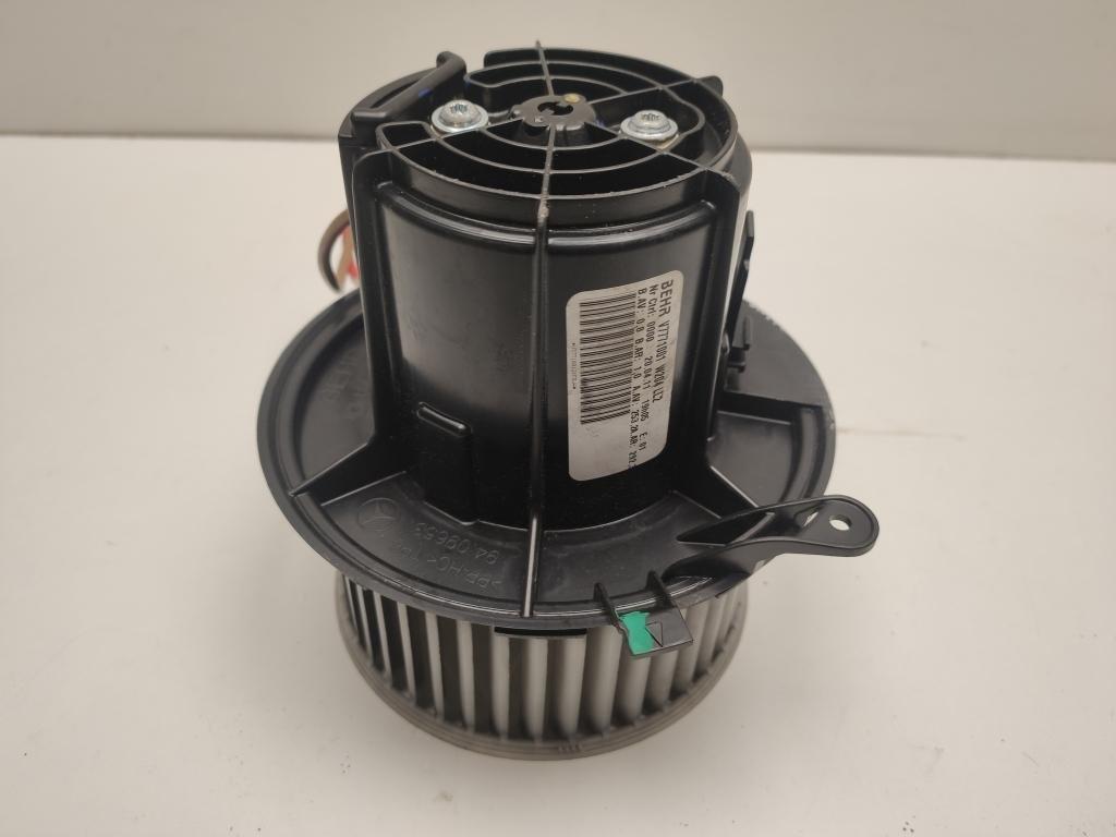 Heizgebläse Mercedes-Benz C-Klasse (W204) V7771001