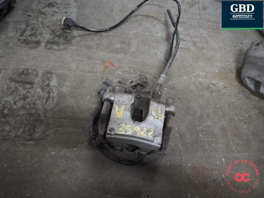 Bremssättel Satz Mercedes-Benz C-Klasse (W205) A2054230381 Bild Bremssättel Satz Mercedes-Benz C-Klasse (W205) A2054230381