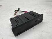 USB MERCEDES-BENZ CLA Coupe (C118) CLA 180 (118.384) A2478203902