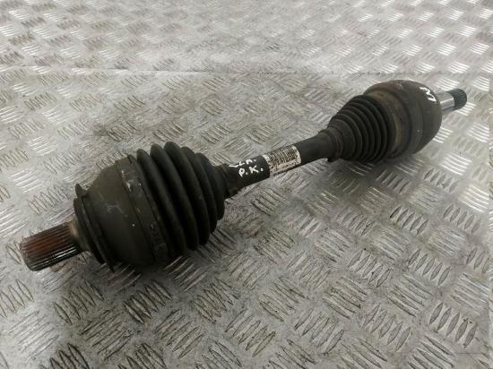 Antriebswelle links vorne Mercedes-Benz CLA Coupe (C117) A2463303100 Bild Antriebswelle links vorne Mercedes-Benz CLA Coupe (C117) A2463303100