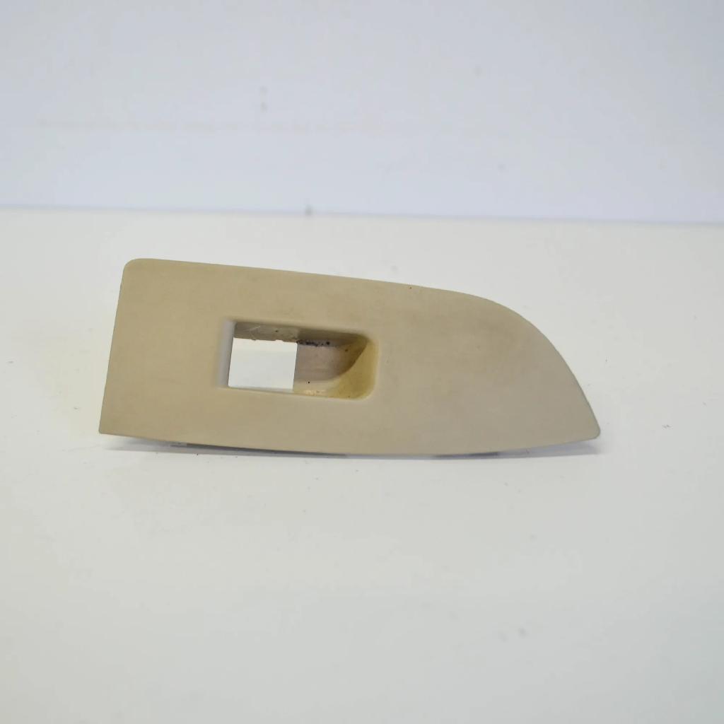 Andere Teile des Innenraums VW PASSAT CC (357) 2.0 TDI 3C8867376A Bild Andere Teile des Innenraums VW PASSAT CC (357) 2.0 TDI 3C8867376A