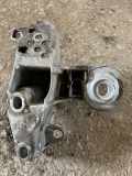 Motorhalter links AUDI A4 Avant (8E5, B6) 1.9 TDI 8E0199351C