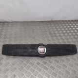 Vorderer oberer Gitter FIAT PANDA (169_) 1.3 D Multijet 4x4 735314236