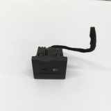 USB MERCEDES-BENZ GLB (X247) GLB 200 Mild-Hybrid (247.687) A2478208402