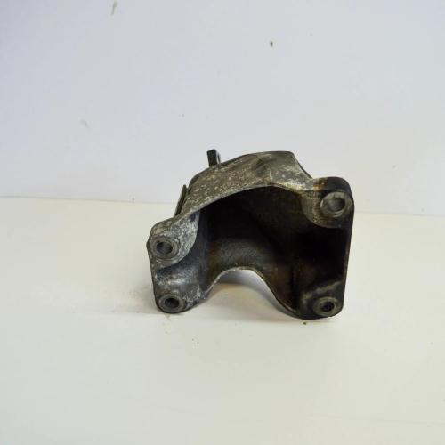 Motorhalter rechts BMW 5 Touring (E61) 520 d 6777056 Bild Motorhalter rechts BMW 5 Touring (E61) 520 d 6777056