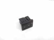USB MERCEDES-BENZ A (W177) A 200 (177.087) A2478200301