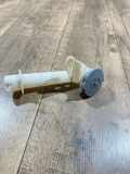 Wischwassertankhals NISSAN NP300 NAVARA Pick-up (D23) 2.3 dCi 4x4 (D231) E11016094