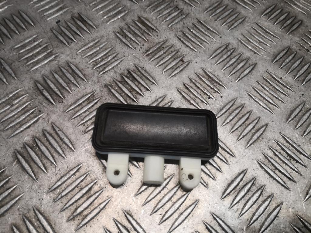 Schalter für Heckklappe Mercedes-Benz E-Klasse (W212) 2218702410