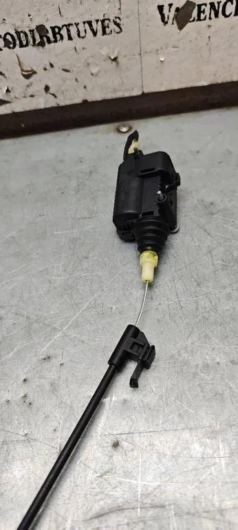 Tankverschluss OPEL CORSA E 1.4 LPG 13208157