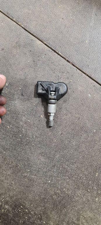 Reifendrucksensor BMW 7 (F01, F02) 730 d 6798872
