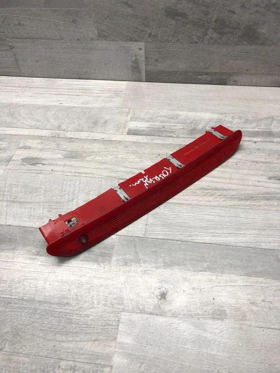 Zusatzbremsleuchte VW TOURAN (1T3) 2.0 TDI 1T0945087