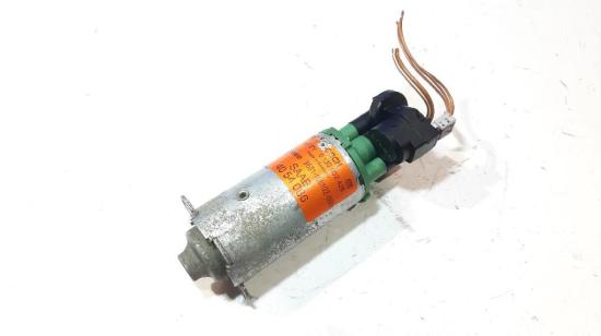 Sitzsteuerungsmotor vorne rechts SAAB 9000 Hatchback 3.0 -24 V6 CS/CSE 4054086 Bild Sitzsteuerungsmotor vorne rechts SAAB 9000 Hatchback 3.0 -24 V6 CS/CSE 4054086