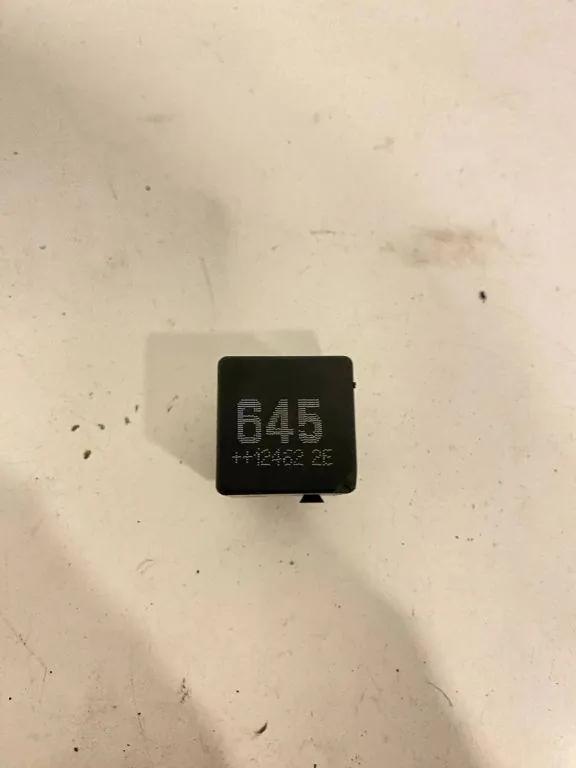 Relais VW PASSAT B7 (362) 2.0 TDI 645