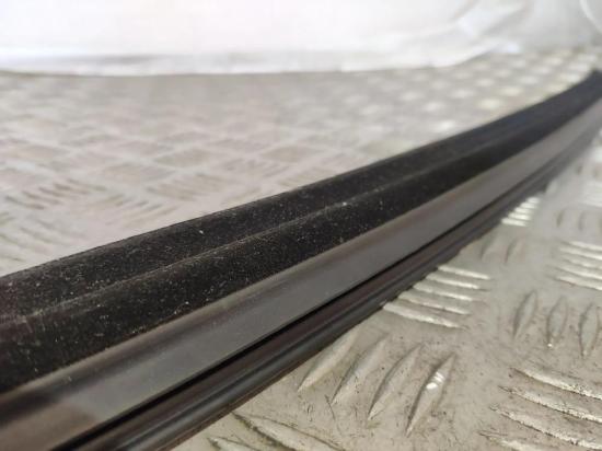 Fensterleiste Tür vorne links BENTLEY CONTINENTAL FLYING SPUR (3W_) 6.0 3W5837471B Bild Fensterleiste Tür vorne links BENTLEY CONTINENTAL FLYING SPUR (3W_) 6.0 3W5837471B