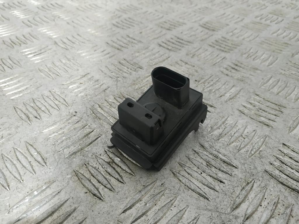 Luftqualitätssensor BENTLEY CONTINENTAL FLYING SPUR (3W_) 6.0 4B0907659 Bild Luftqualitätssensor BENTLEY CONTINENTAL FLYING SPUR (3W_) 6.0 4B0907659