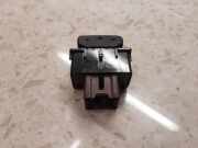 Schalter sitzheizung NISSAN X-TRAIL (T30) 2.5 4x4 24016EQ300
