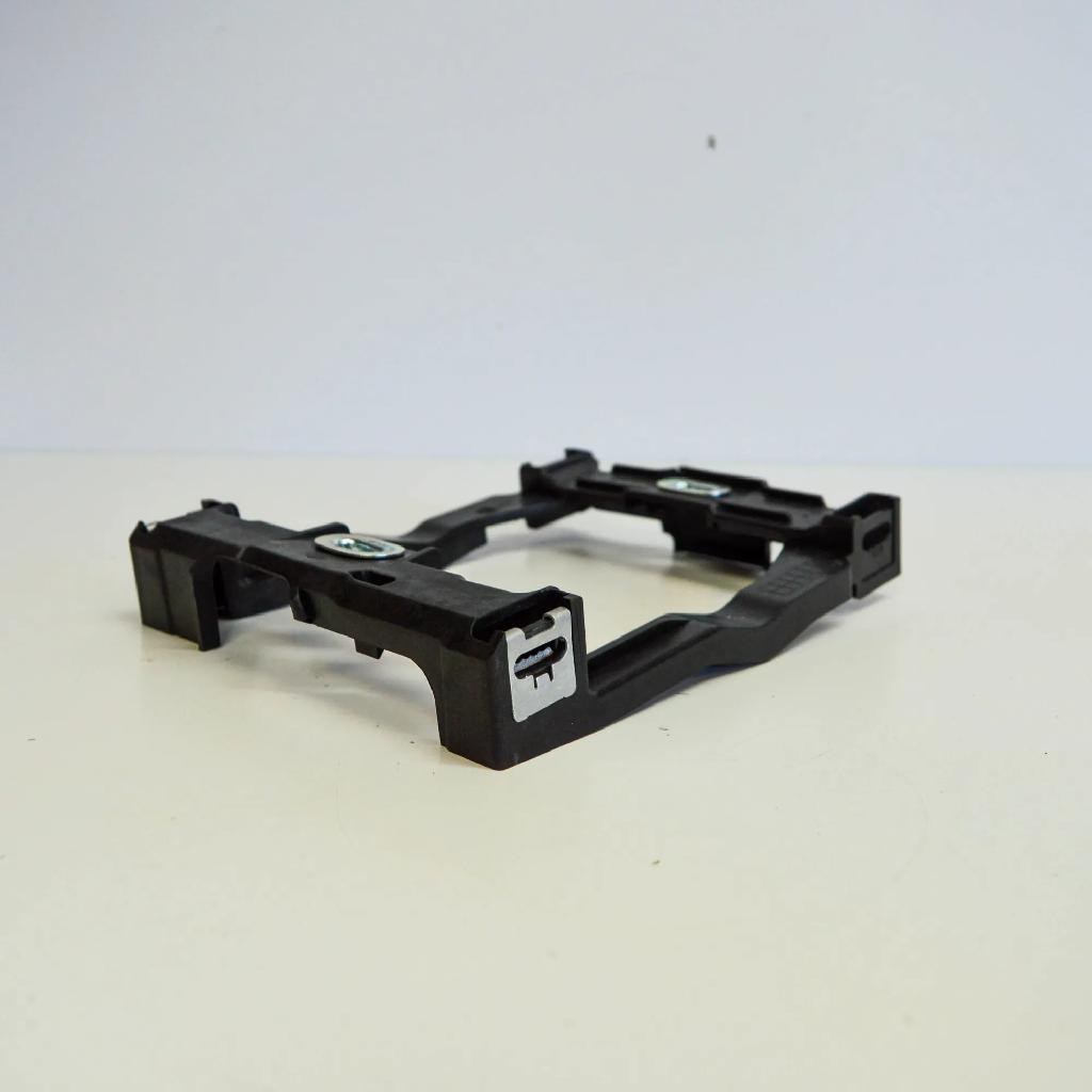 Andere Teile des Innenraums VW TIGUAN (AD1) 1.4 TSI 5TA863525C Bild Andere Teile des Innenraums VW TIGUAN (AD1) 1.4 TSI 5TA863525C