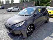 Andere Teile des Innenraums TOYOTA YARIS (_P21_) 1.5 Hybrid G3834-47050