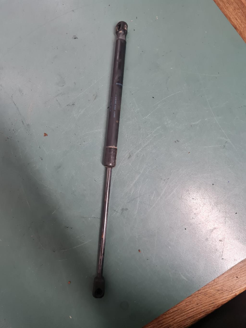 Heckklappendämpfer links Opel Astra H () 24463829