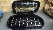 Vorderer oberer Gitter BMW 5 (F10) 525 d xDrive 51137261356