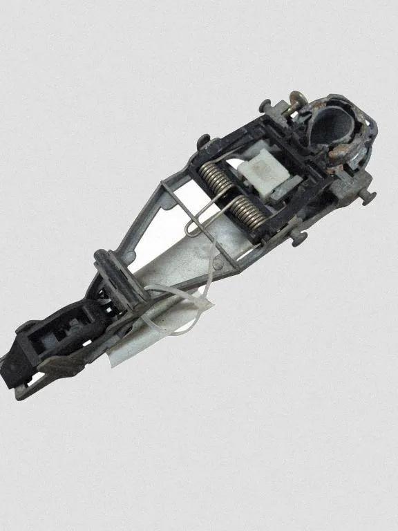 Türaußengriff hinten rechts VW GOLF PLUS (5M1, 521) 1.9 TDI 1K0837886