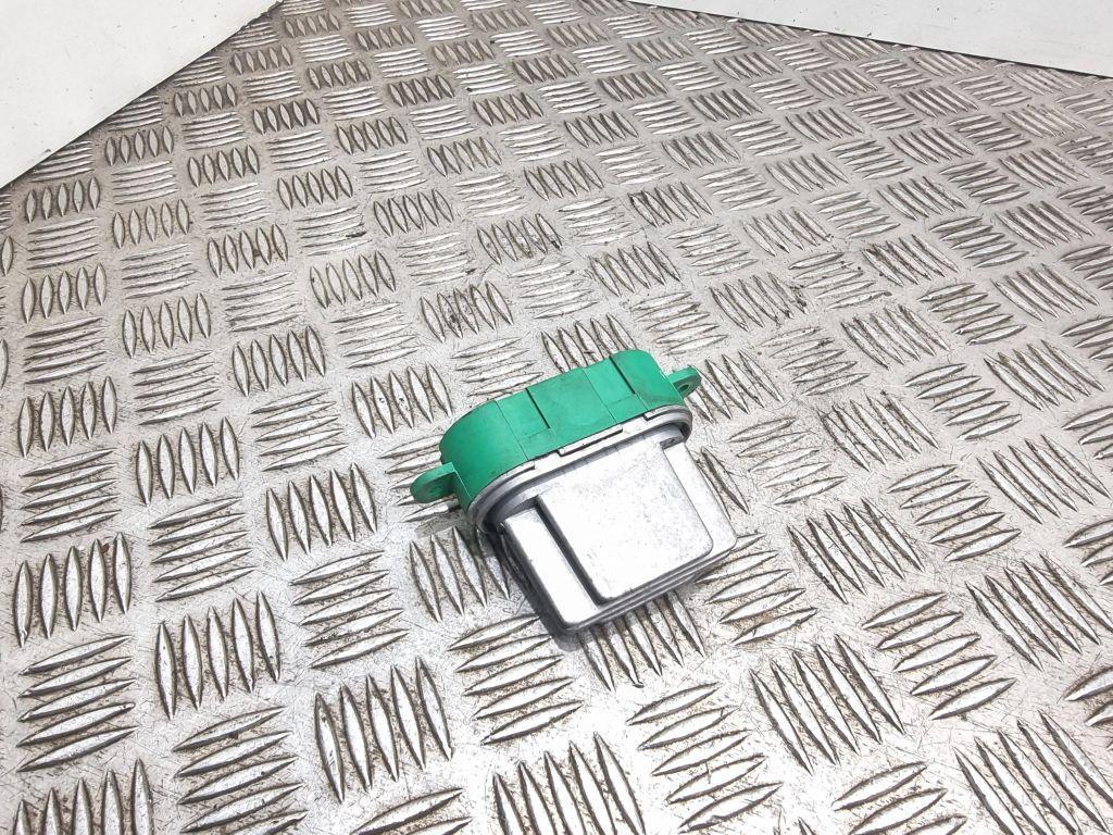 Relais für Lüfter Renault Espace IV (K) 52492365