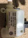 Tankdeckelschloss VW Jetta III (1K2) 1K5810773A
