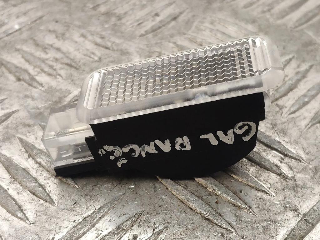 Innenleuchte BENTLEY CONTINENTAL FLYING SPUR (3W_) 6.0 3B0947415B Bild Innenleuchte BENTLEY CONTINENTAL FLYING SPUR (3W_) 6.0 3B0947415B