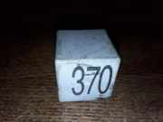 Relais AUDI A4 Cabrio (8H7, B6, 8HE, B7) 2.0 TDI 8D0951253