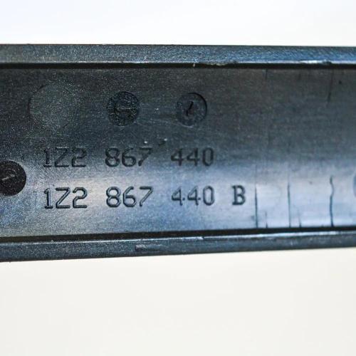 Andere Verkleidungsteile SKODA OCTAVIAII (1Z3) 1.9 TDI 1Z2867440 Bild Andere Verkleidungsteile SKODA OCTAVIAII (1Z3) 1.9 TDI 1Z2867440
