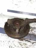 Achsschenkel (ABS) links vorne Nissan Almera Tino (V10)