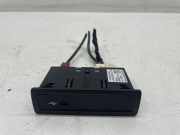 USB MERCEDES-BENZ CLA Coupe (C118) CLA 180 (118.384) A2478203902