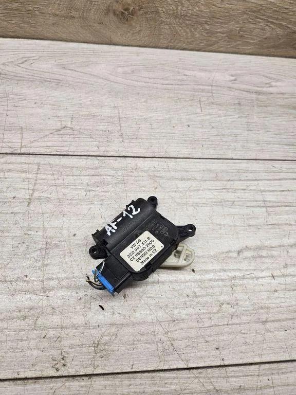 Air Flap Motor VW PASSAT Variant B6 (3C5) 2.0 TDI 3C0907511B