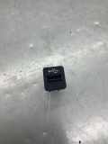 USB BMW 5 (F10) 550 i 9237656
