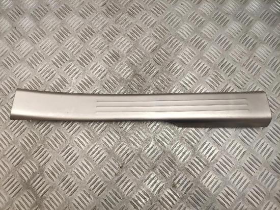 Innenschwellenzierleiste hinten links BENTLEY CONTINENTAL FLYING SPUR (3W_) 6.0 3W4863381 Bild Innenschwellenzierleiste hinten links BENTLEY CONTINENTAL FLYING SPUR (3W_) 6.0 3W4863381
