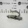Heckklappescharnier links SKODA SUPERB II (3T4) 2.0 TDI 3T0827151 Bild Heckklappescharnier links SKODA SUPERB II (3T4) 2.0 TDI 3T0827151