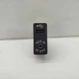 USB BMW 3 Cabrio (E93) 318 i 9237653