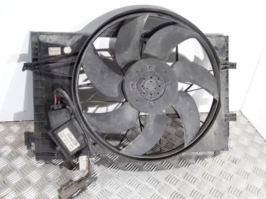 Motorlüfter MERCEDES-BENZ C (W203) C 220 CDI (203.006) A2035000193KZ Bild Motorlüfter MERCEDES-BENZ C (W203) C 220 CDI (203.006) A2035000193KZ