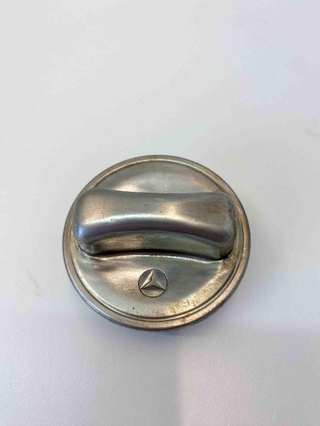 Tankklappe Mercedes-Benz SL (R129) A2204700705