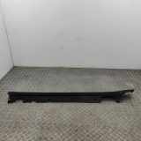 Schweller aus Kunststoff links