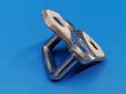 Verriegelungshaken der hinteren Abdeckung LAND ROVER DISCOVERY II (L318) 3.0 D 4x4 FK7221982AB