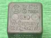 Relais VW PASSAT B3/B4 (3A2, 35I) 1.9 D 111953227D