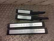 Schwellerzierleiste vorne rechts JAGUAR XF SPORTBRAKE (X250) 2.2 D 8X2313200AF