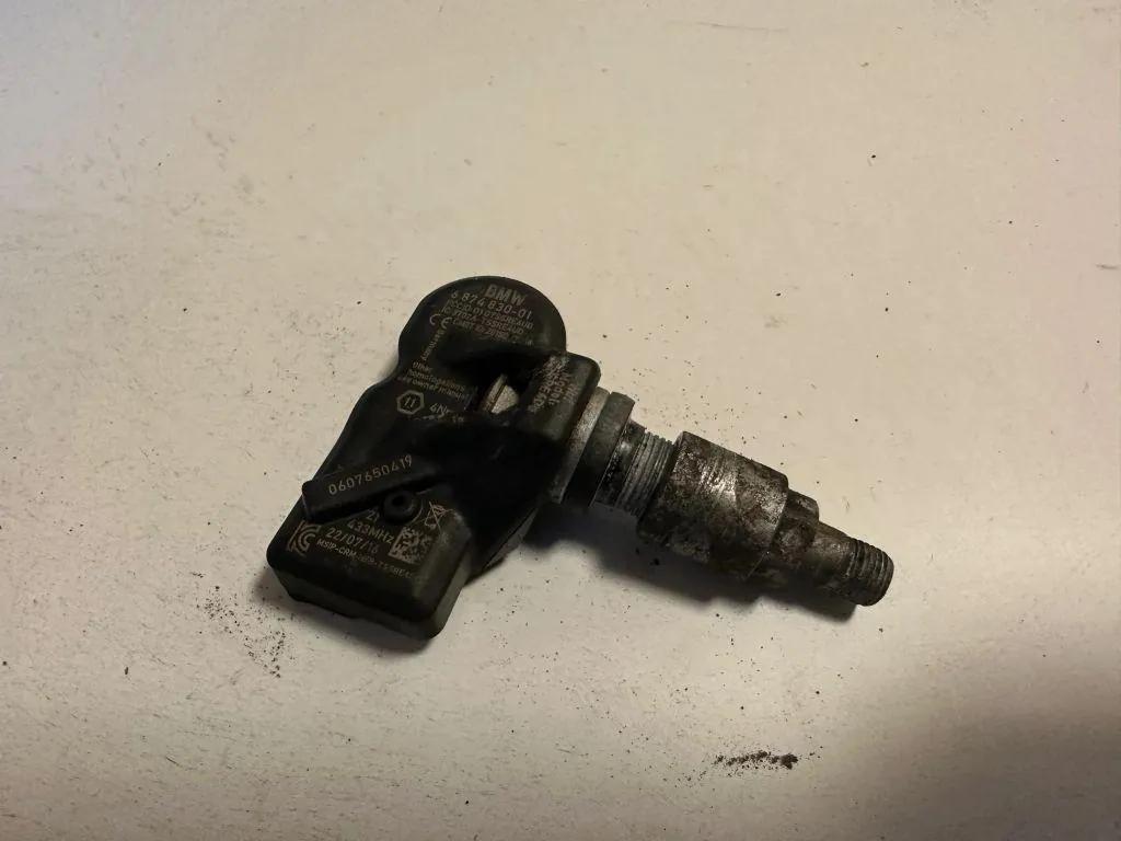 Reifendrucksensor BMW 5 Touring (F11) 518 d 6874830
