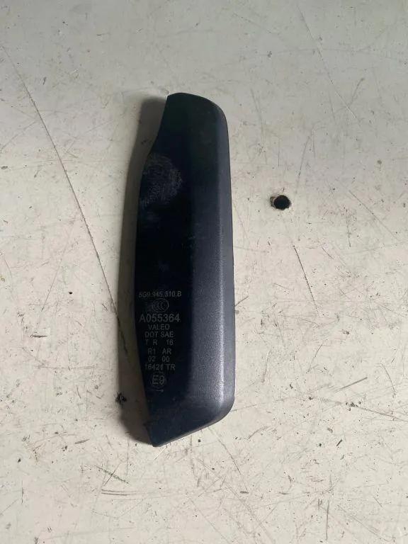 Lampenverkleidung hinten links VW GOLF VII (5G1, BQ1, BE1, BE2) 1.6 TDI 5G9945310B
