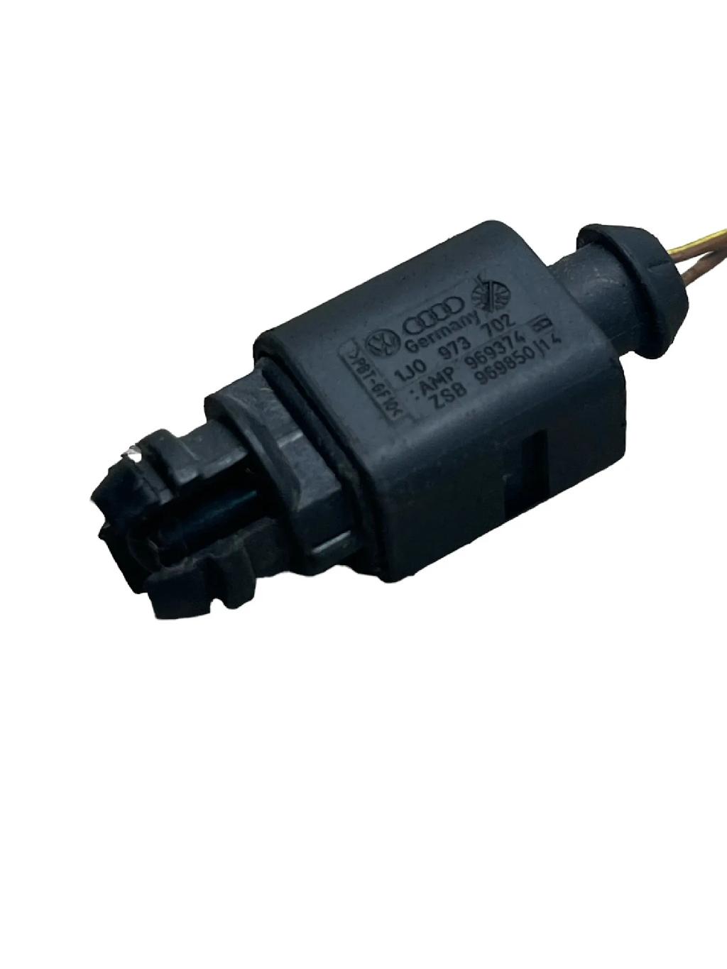 Temperatursensor AUDI A3 (8P1) 2.0 FSI 1J0973702