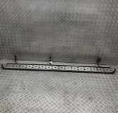 Linke metallische Seitenschwellerabdeckung ISUZU D-MAX II (TFR, TFS) 2.5 CRDi 4x4 (TFS86_)