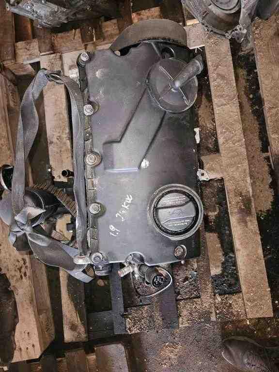 Motor ohne Anbauteile (Benzin) VW Passat B5.5 (3B3) 038103373R