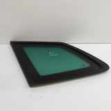 Kleines Seitenfenster hinten links